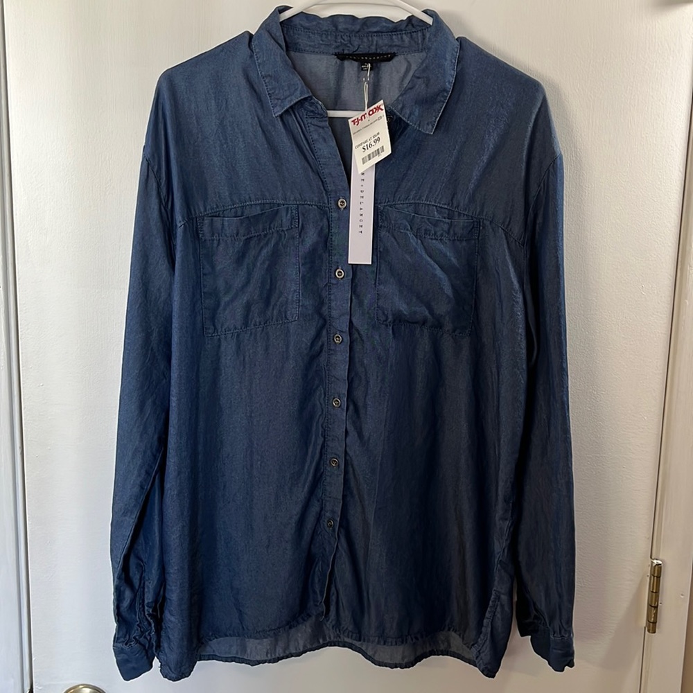 Jane and Delancey top Size Medium